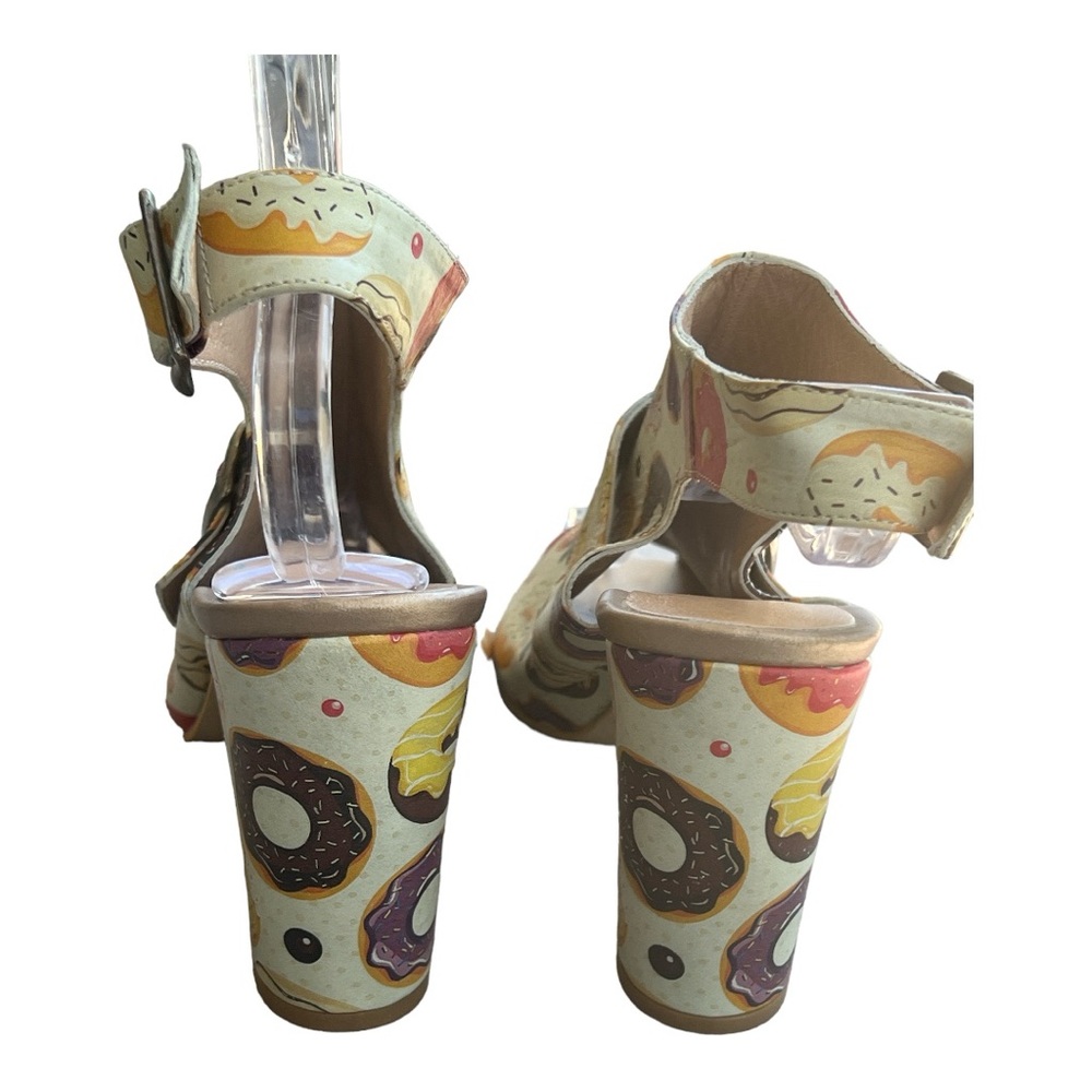Donut Design Women’s Shoe Size 10M - Picture 6 of 9